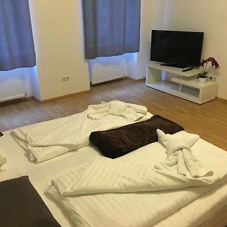 Holiday Vienna Apartments Esterno foto