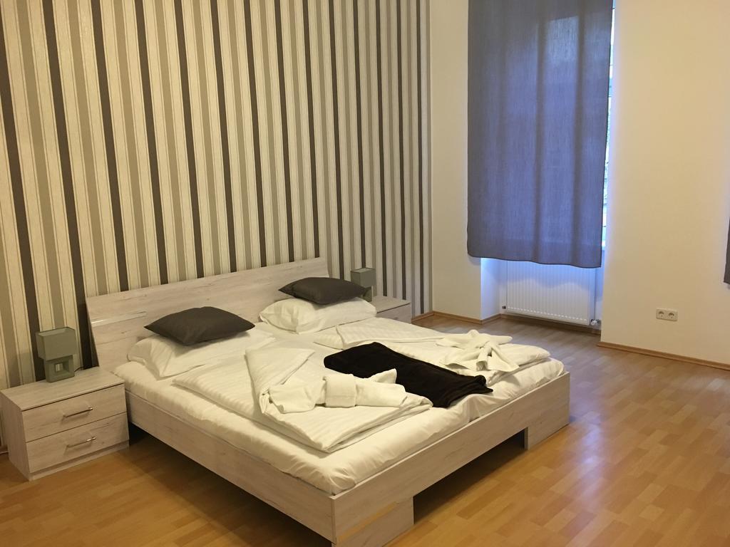 Holiday Vienna Apartments Esterno foto